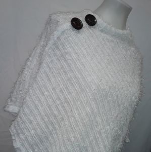 🆕️⚪White Shawl⚪🆕️